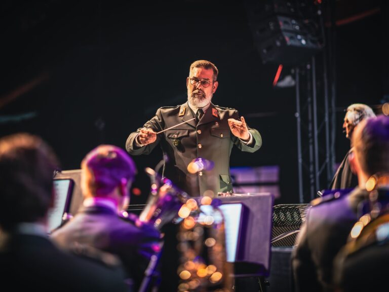 Regimentsfanfare ‘Garde, Grenadiers en Jagers’ – RFGGJ meets Jamai — muziek in de Achterhoek